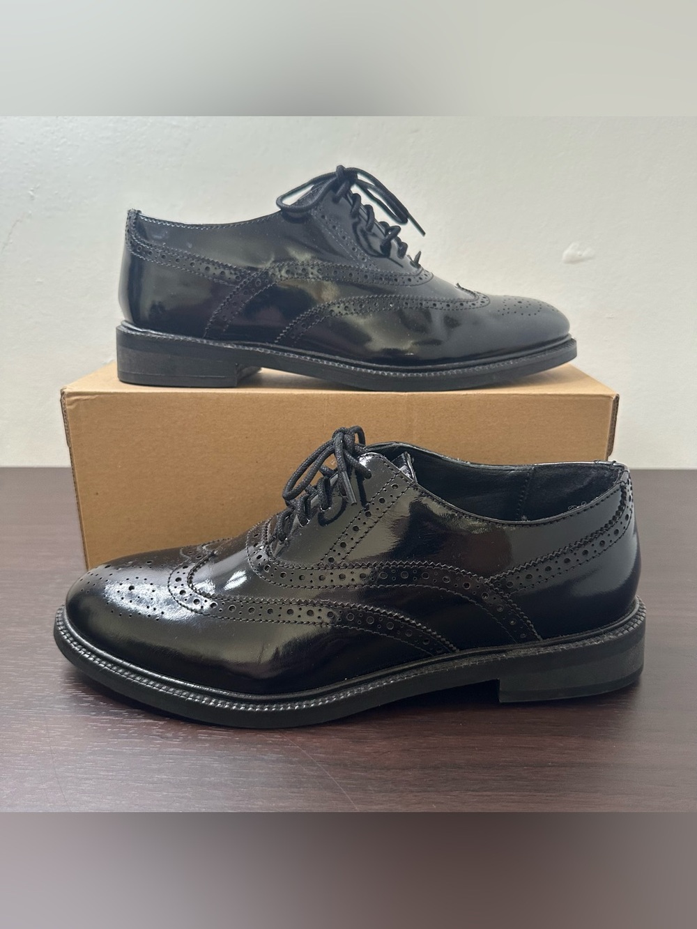 Jeffrey Campbell Black Leather Wingtip Brogue Lace-Up Oxford Dress Shoes 7.5